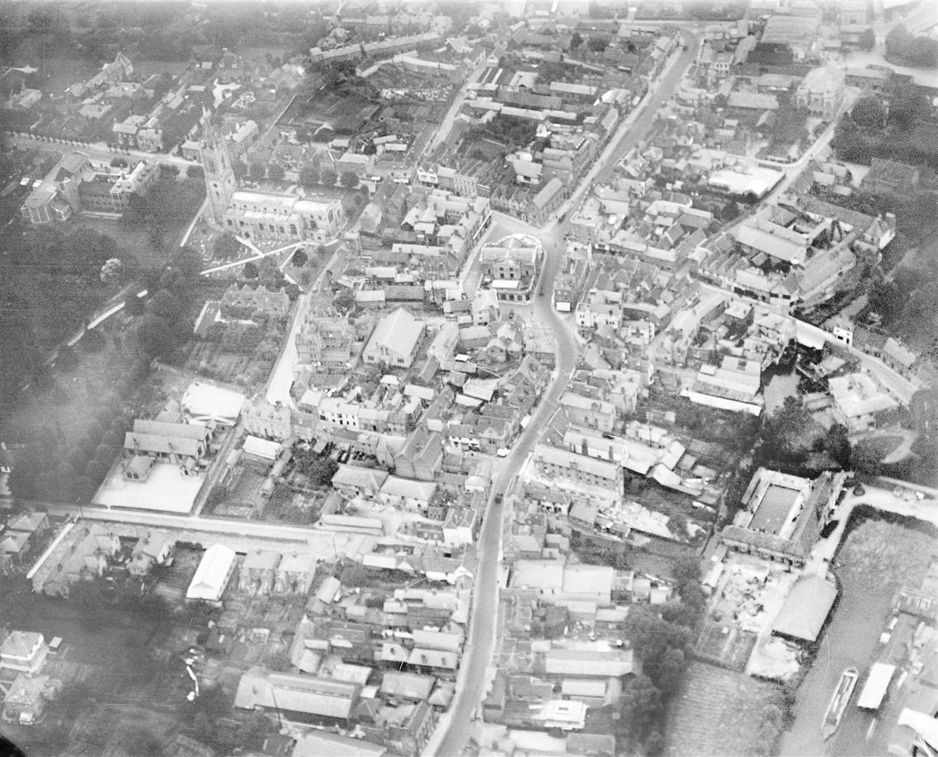 Bishop's Stortford town centre in 1928 Credit: Historic England